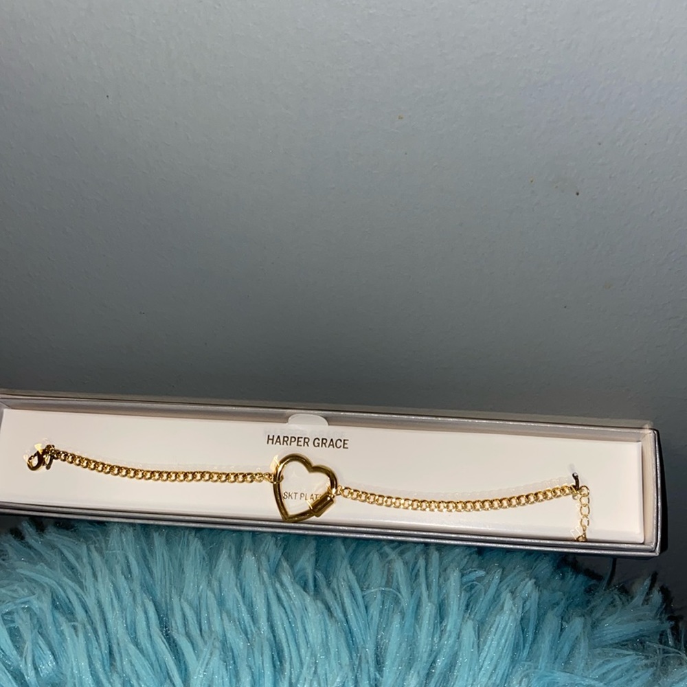 BRAND NEW BRACELET 18KT PLATED! NWT! SMOKE FREE HOME!
